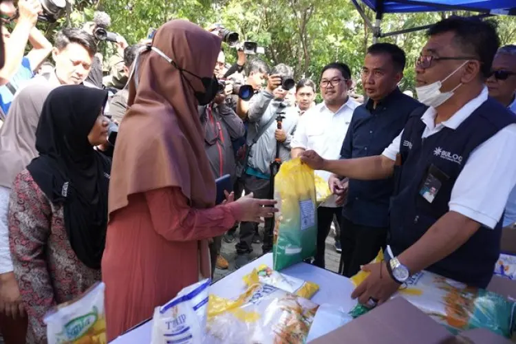 FOTO: Gerakan Pangan Murah di Kecamatan Gedebage