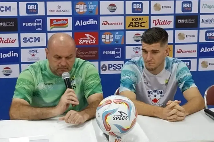 Jelang Lawan Arema FC, Bojan Hodak Ingin Lanjutkan Tren Positif Persib