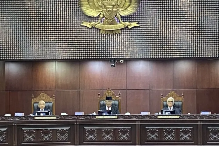 Melanggar Kode Etik, Enam Hakim Konstitusi Kena Sanksi