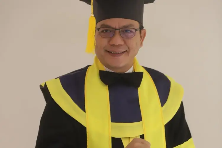 Alhamdulillah, Bupati Bandung Jalani Prosesi Wisuda Program Doktor