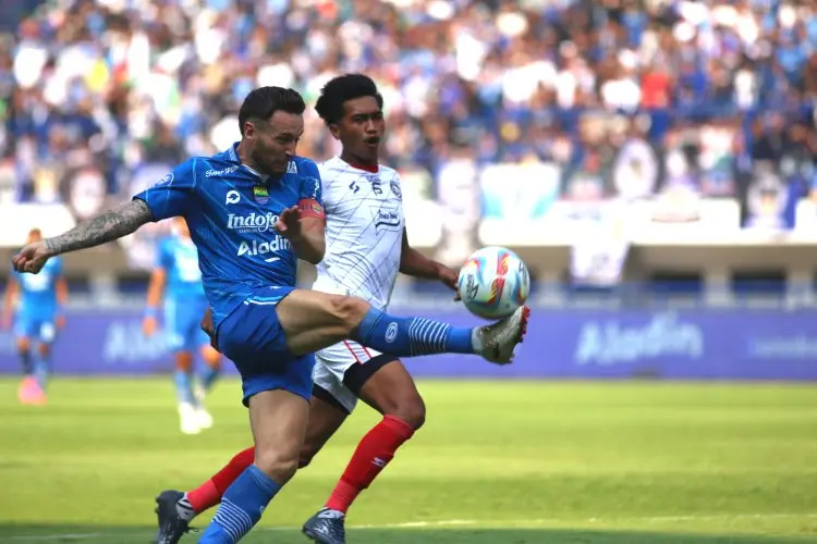 Kabar Marc Klok Bakal Dipinjamkan, Bos Persib Ngaku Masih Belum Terima Informasi