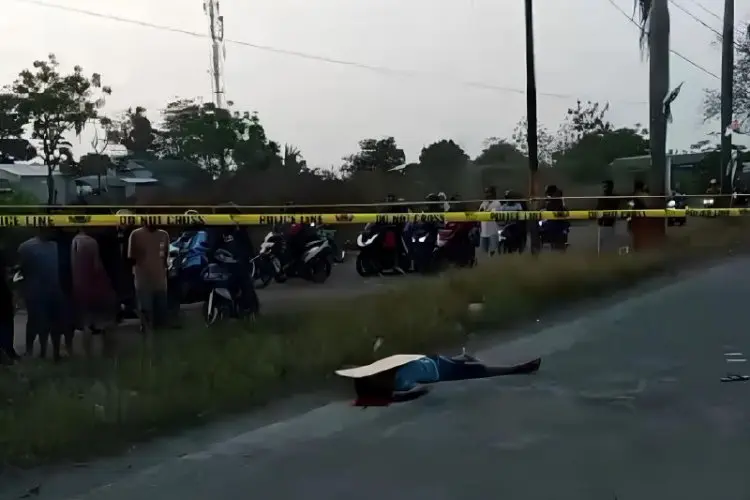 Diduga Korban Begal, Mayat Bercucuran Darah Tergelatak di Pinggir Jalan