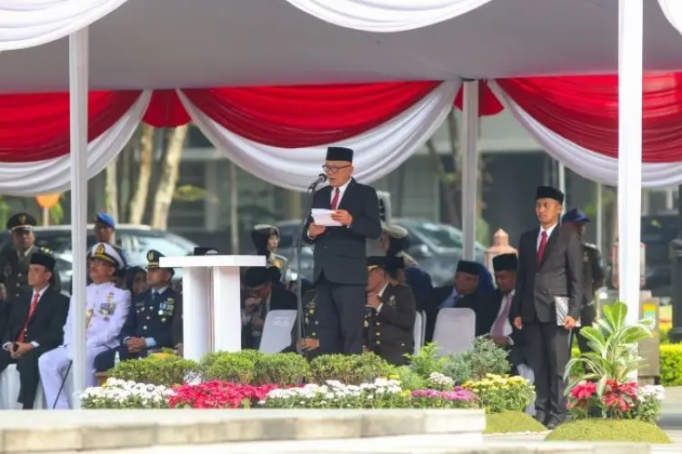 Hari Pahlawan Momentum Perangi Kemiskinan dan Kebodohan