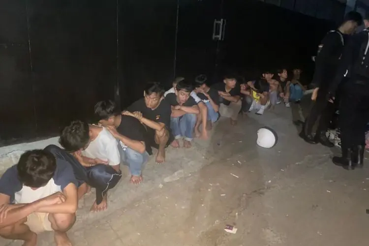 Hendak Tawuran,  Polisi Amankan 19 Pelajar Bersajam di Bogor
