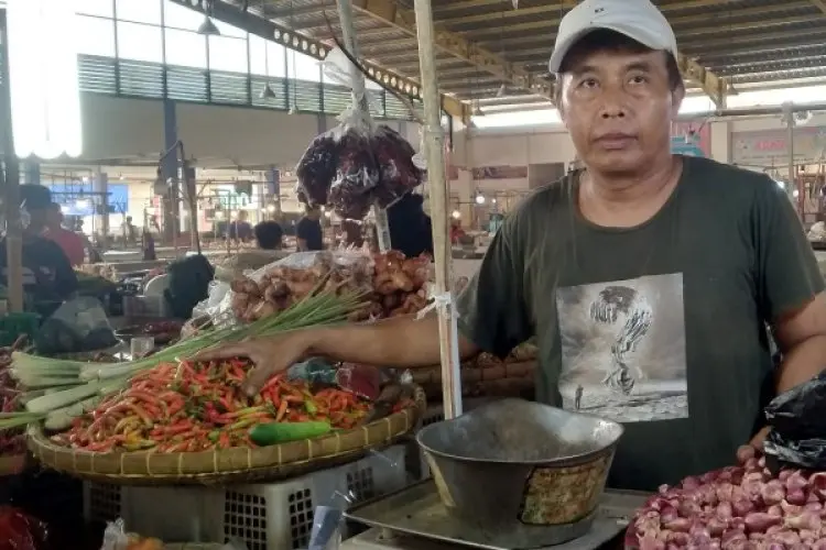 Harga Cengek dan Aneka Jenis Cabe di Pasar Soreang Semakin Pedas