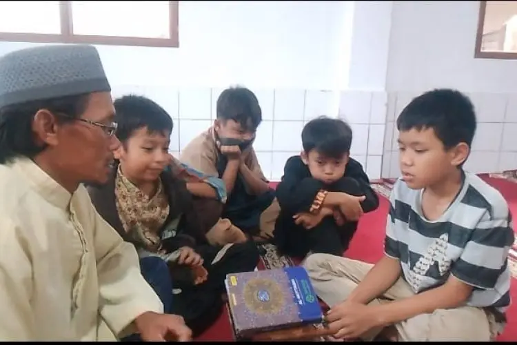 Program Insentif Takmir dan Marbot  Bentuk Perhatian Bupati Bandung Dadang Supriatna