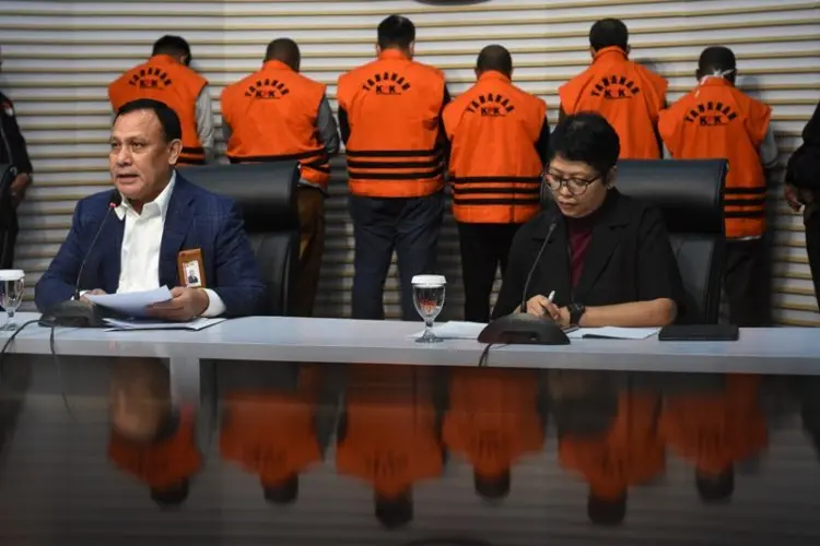 Desakan Mundur dari Ketua KPK Mencuat Usai Firli Bahuri Resmi Ditetapkan Tersangka Pemerasan