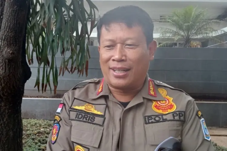 Masuki Masa Kampanye Pemilu 2024, Satpol PP Kota Bandung Kian Intens Tertibkan APK