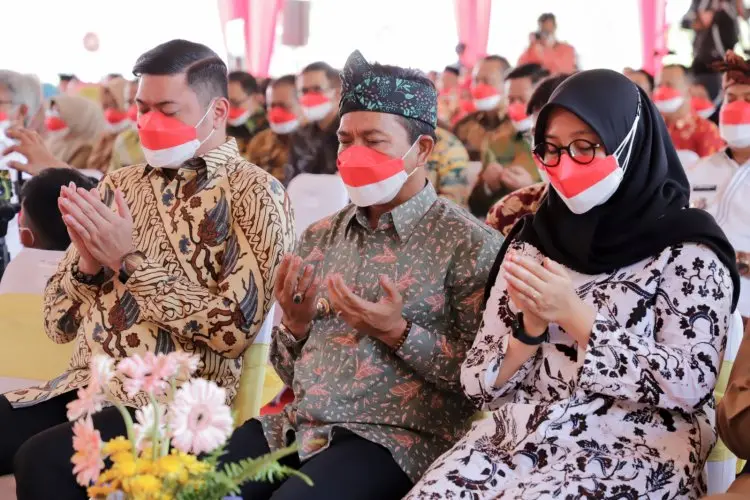 Kesedihan Mendalam Dadang Supriatna Kehilangan Sang Guru Ketua Tanfidziyah Pengurus Cabang Nahdlatul Ulama (PC NU) Kabupaten Bandung KH Asep Jamaludin
