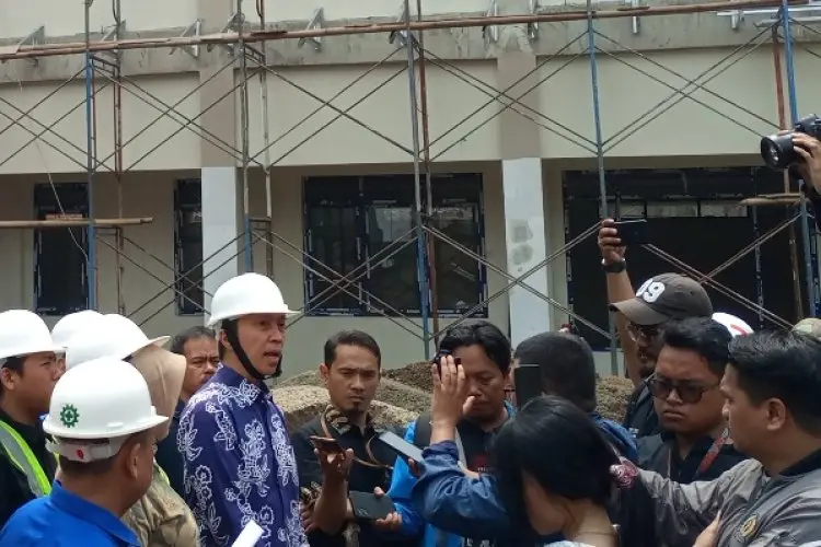 Tinjau Museum Pajajaran, Dedie Harapkan Desember 2023 Bisa Diresmikan 