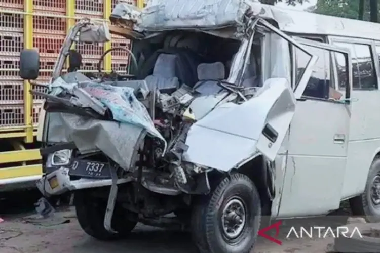 Truk Bermuatan Batu Bara Terlibat Kecelakaan di Tol Cipularang, Dua Orang Tewas