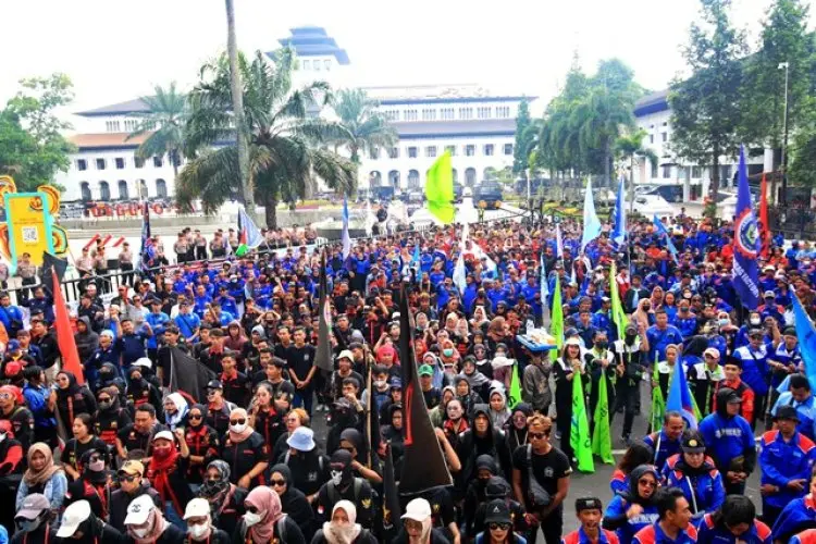 Menanti UMP Jawa Barat 2026, Buruh Ingin Dedi Mulyadi Bijaksana