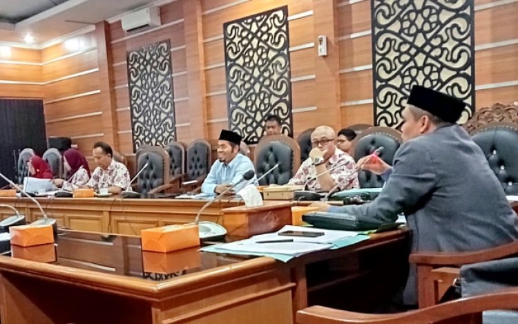 Beberapa SKPD Bogor Tak Hadir Rapat Pembahasan Raperda Fasilitasi Pesantren, Nurodin Kecewa