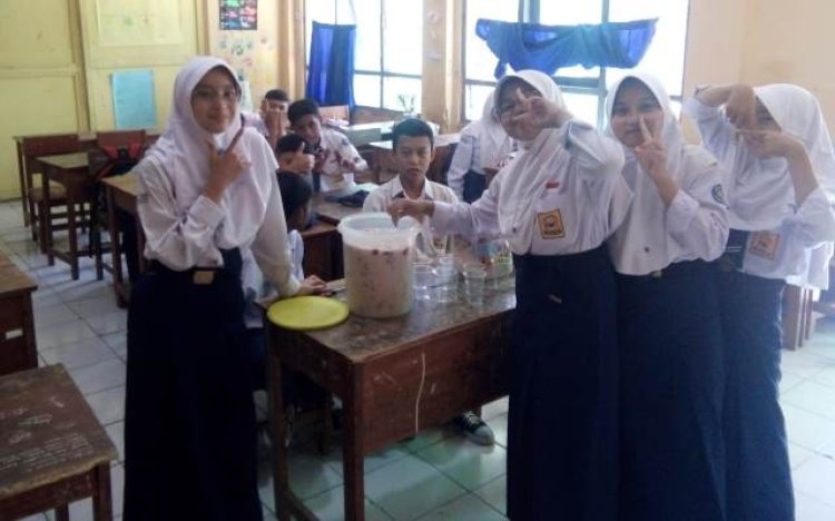 Pendidikan Tiga Muatan Lokal Bisa Meningkatkan Kreativitas dan Wawasan Siswa SMPN 1 Ibun Kabupaten Bandung