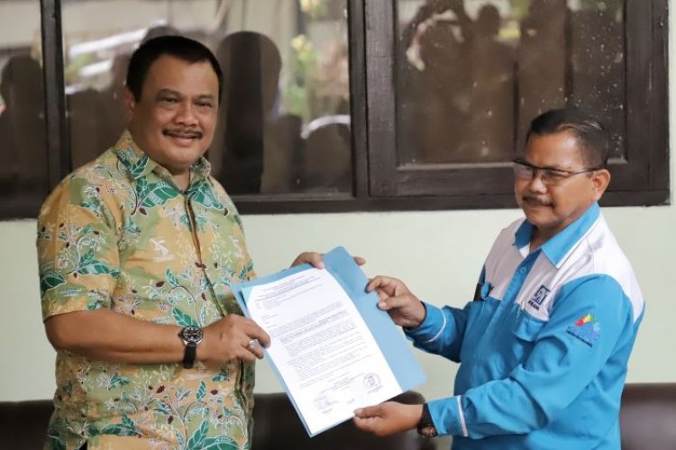 Gabungan 16 Organisasi Buruh  Tuntut UMK Kabupaten Bandung 2024 sebesar 15 Persen
