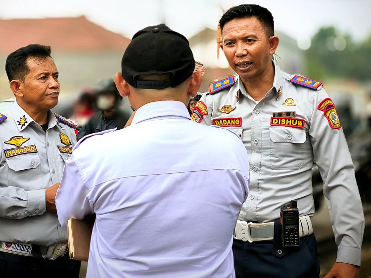 Atasi Penumpukan, Iwan Setiawan Revisi Perbup Bogor Jam Operasional Truk Tambang