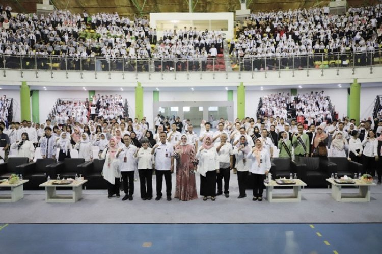 Ribuan Pelajar Kota Bandung Deklarasikan Stop Pernikahan Dini
