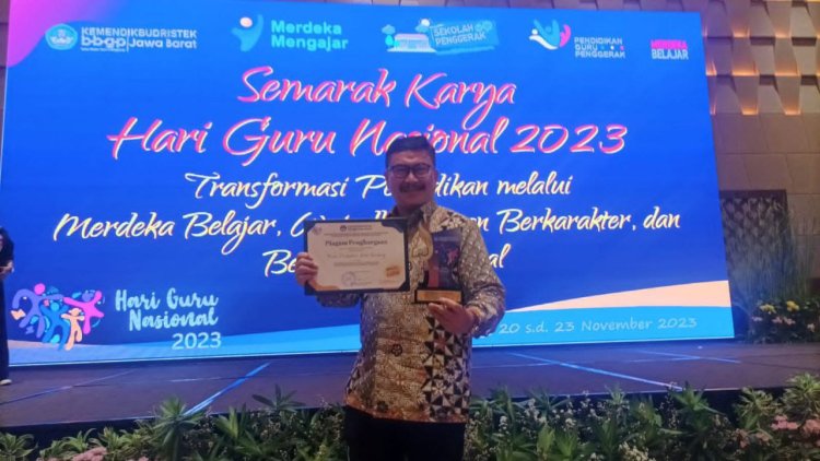 Kota Bandung Raih Penghargaan Terbaik Platform Merdeka Mengajar 