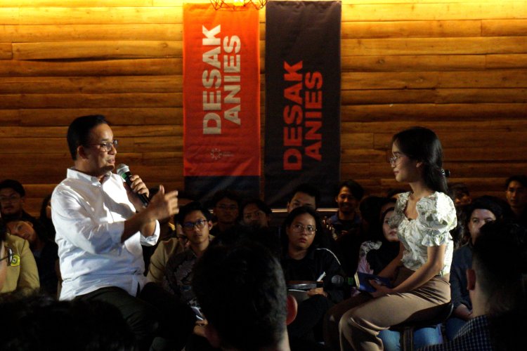 Foto: Dialog Desak Anies Dengan Pemuda di Kota Bandung