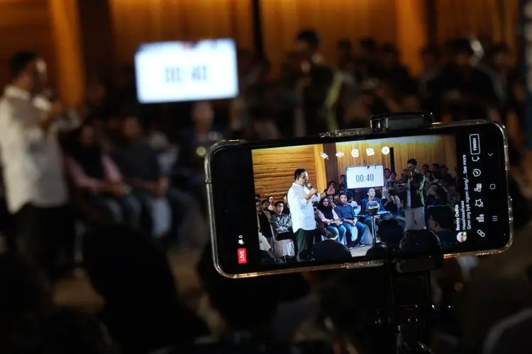 Foto: Dialog Desak Anies Dengan Pemuda di Kota Bandung