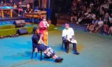 Alam Ganjar Terpukau Menyaksikan Pertunjukan Seni Tradisi di Saung Angklung Udjo