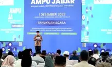 Bey Machmudin Beri Penghargaan Masjid, Pesantren dan Ulama Juara