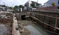 FOTO: Pembangunan Kolam Retensi Margahayu Raya Bandung