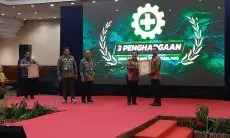 Disnakertrans Jabar Berikan Penghargaan Bagi 126 Perusahaan, Atas Penerapan K3