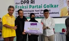 Golkar Berikan Bukti, Pengabdian Kepada Masyarakat
