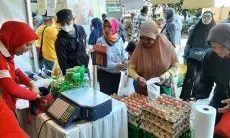 FOTO: Pasar Murah Tingkat Kota Bandung di Lapangan Gasmin Antapani