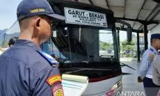 Bus Umum di Garut Diperiksa Kelayakannya Menjelang Libur Akhir Tahun