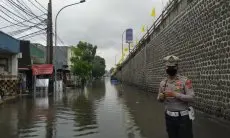 Paradoks Kebencanaan Jabar 2025: Kejadian Menurun, Banjir dan Korban Jiwa Bertambah