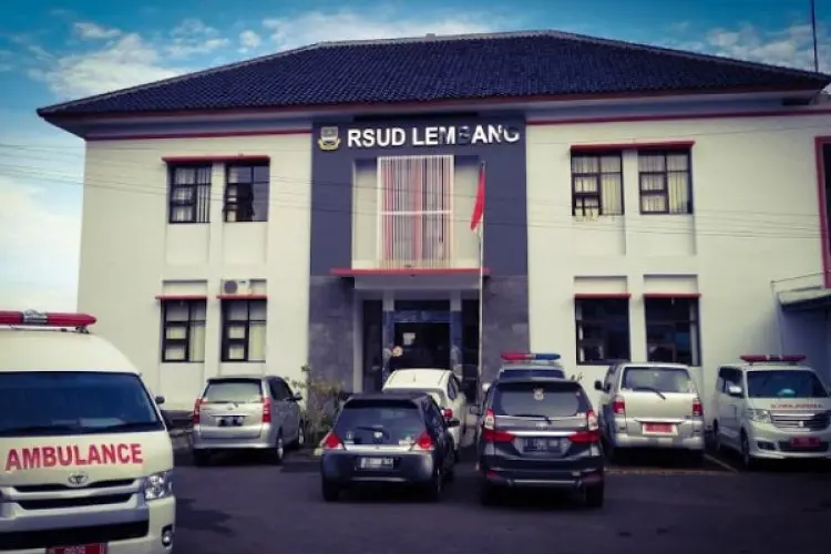 Diguyur Hujan Deras, TPT Sebelah Utara RSUD Lembang Ambruk