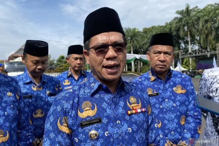 Pemkab Bandung Bantu Perbaiki Tiga Rumah Korban Longsor Desa Cibodas