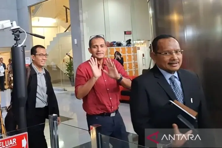 KPK Periksa Eddy Hiariej Soal Dugaan Suap Pengurusan Administrasi