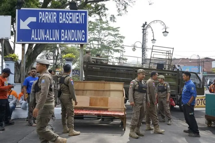 Satpol PP Klaim Kawasan Dalem Kaum Sudah Clean and Clear Dari PKL