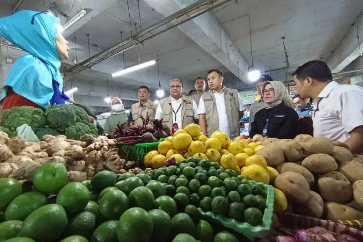 Geruduk Pasar di Bandung, Tim Satgas Pangan Masih Temukan Kenaikan Harga Komoditas