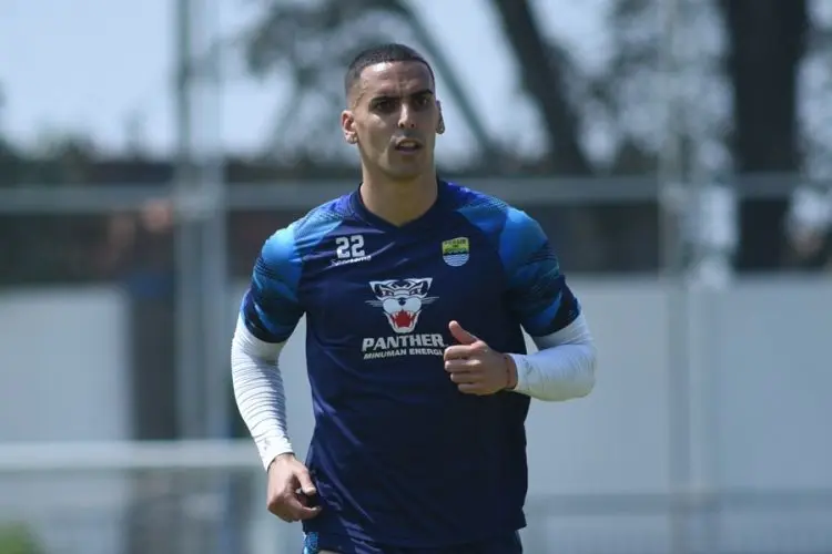 Alberto Rodriguez Pilih Habiskan Waktu Berlibur Bersama Keluarga
