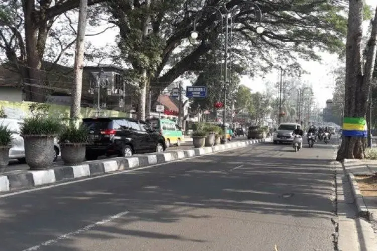 Hari Terakhir Libur Natal Di Bandung, Jalanan Lenggang