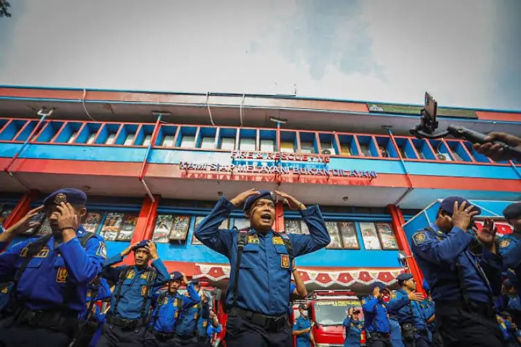 Antisipasi Bencana, Diskar PB Kota Bandung Siagakan Personil