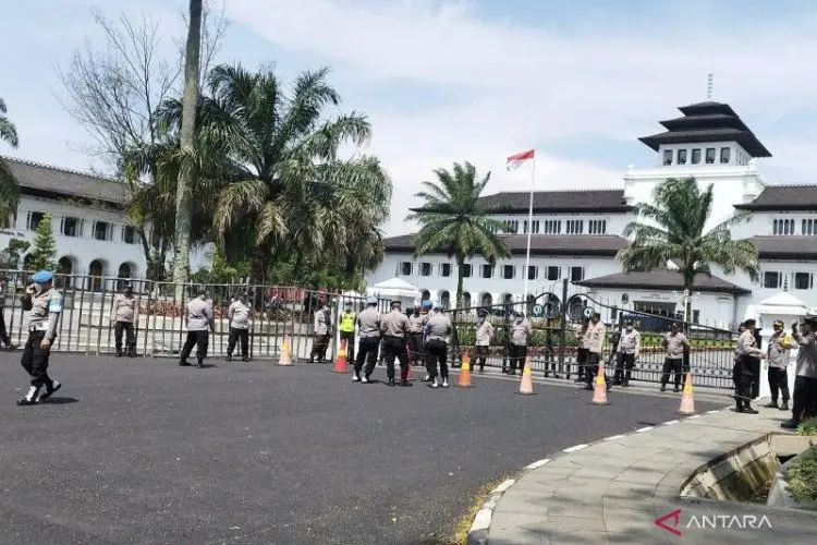 Dewan Pengupahan Usulkan Tiga Opsi Pada Bey Machmudin, Merespon Desakan Buruh