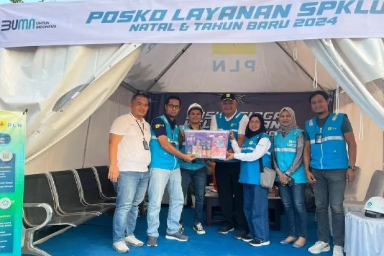 PLN UID Jabar Siapkan 313 Posko dan 148 SPKLU untuk Layani Pelanggan yang Liburan Tahun Baru 2024