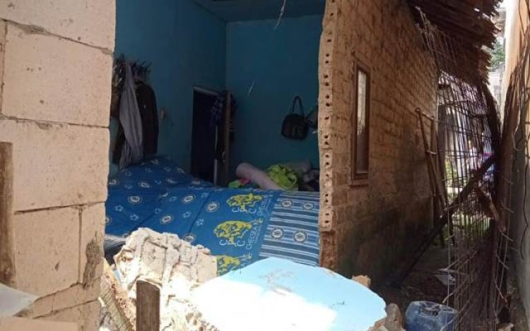 Takut Gempa Susulan, Korban di Desa Purwabakti Pamijahan Kabupaten Bogor Lebih Memilih Mengungsi