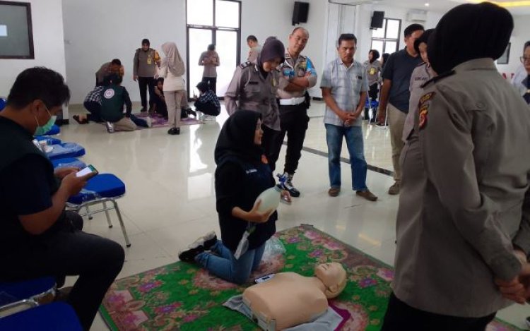 RSUD Leuwiliang Turut Melatih BHD kepada Puluhan Anggota Polres Bogor
