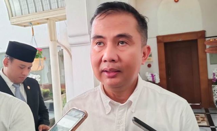 Bey Machmudin Lantik Agus Mulyadi jadi Pj Wali Kota Cirebon