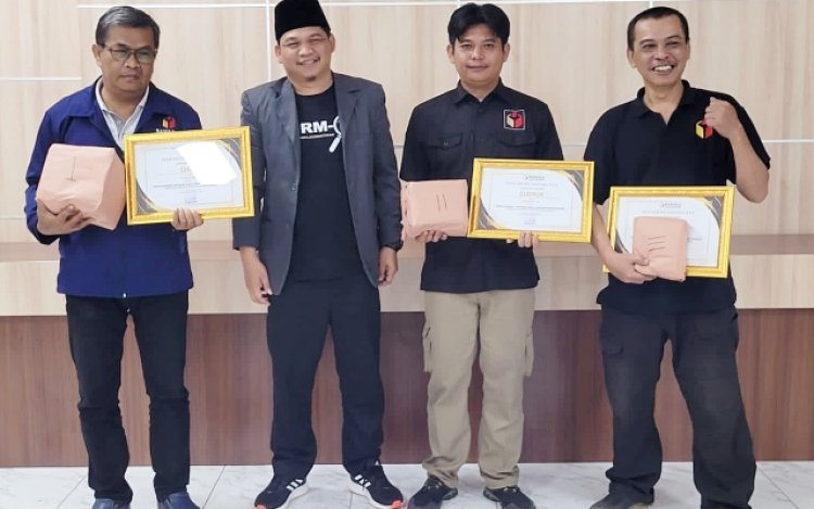 Apresiasi Kerja-kerja Panwascam, Bawaslu Kabupaten Bogor Berikan Award