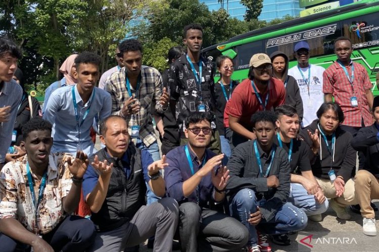 Bandung Libatkan 50 Mahasiswa Asing Promosikan Destinasi Wisata