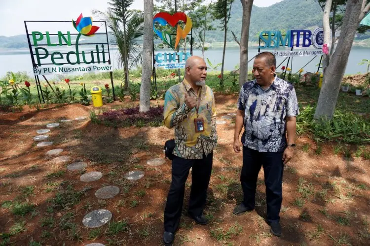 FOTO: Kolaborasi Program CSR SBM ITB dan PLN Nusantara Power UP Cirata