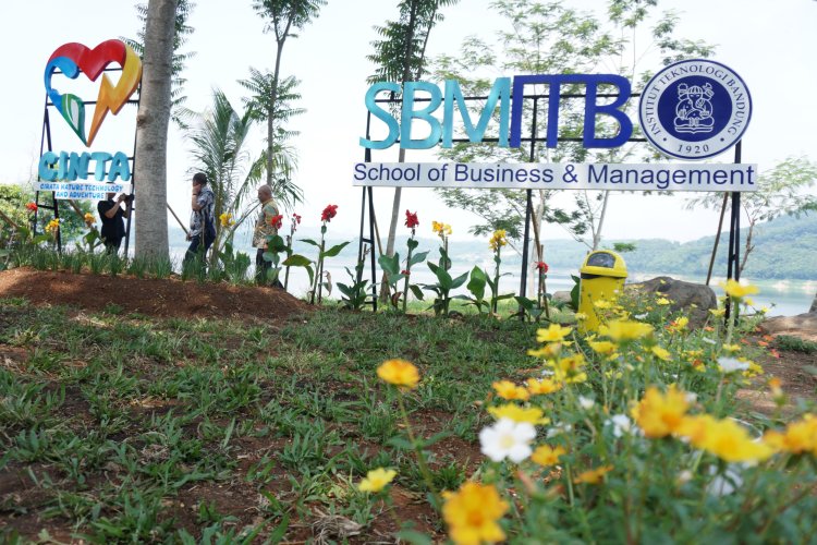 FOTO: Kolaborasi Program CSR SBM ITB dan PLN Nusantara Power UP Cirata