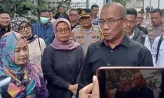 Kunjungi Gudang Logistik KPU Kota Bandung, Hasyim Ashari Berikan Target Penyelesaian